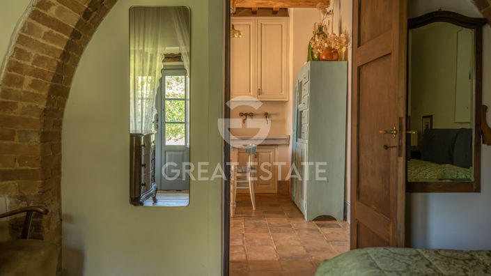 Image No.38-4 Bed Country House for sale