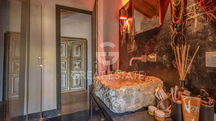 Image No.44-4 Bed Country House for sale