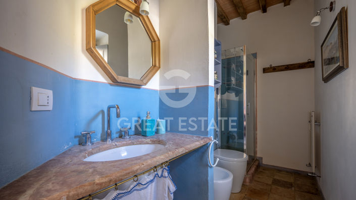 Image No.45-4 Bed Country House for sale