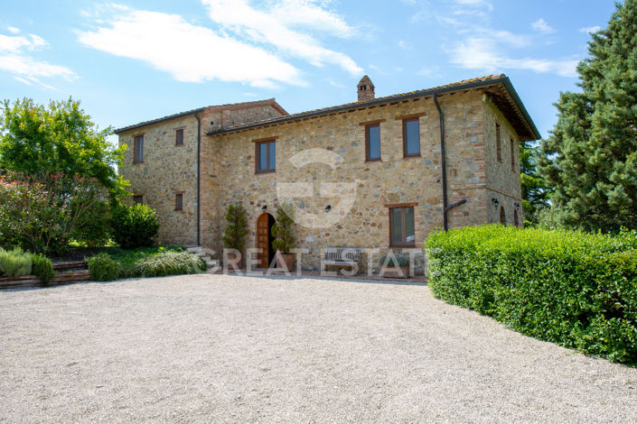 Image No.10-6 Bed Country House for sale