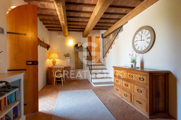 Image No.20-6 Bed Country House for sale