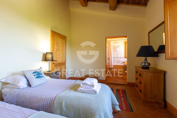 Image No.30-6 Bed Country House for sale