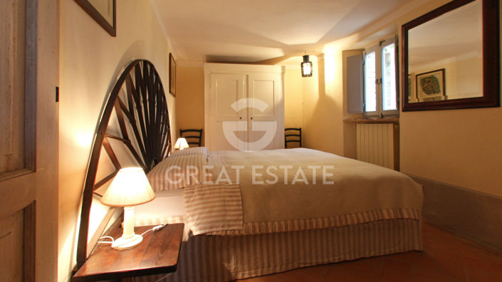 Image No.14-Maison de campagne de 8 chambres à vendre à Sarteano