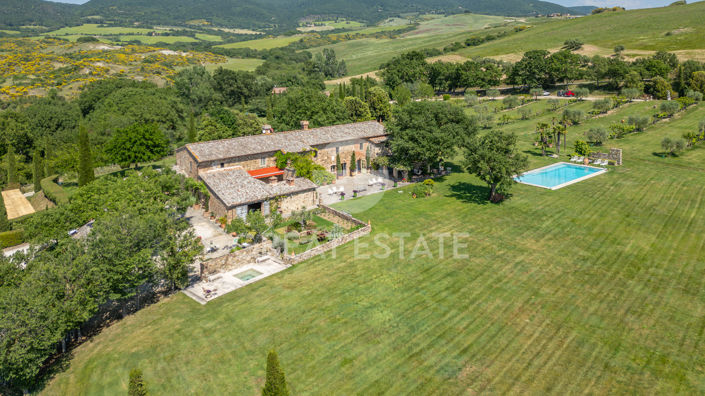 Image No.14-8 Bed Country House for sale