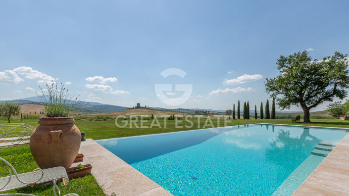 Image No.31-8 Bed Country House for sale