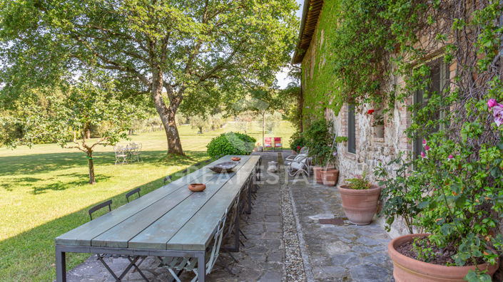Image No.32-8 Bed Country House for sale