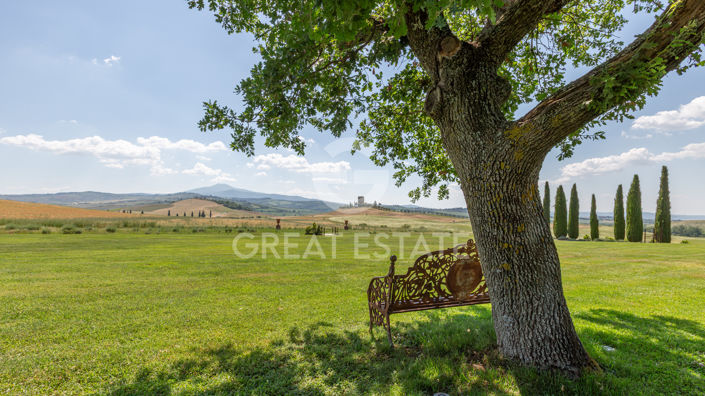 Image No.36-8 Bed Country House for sale