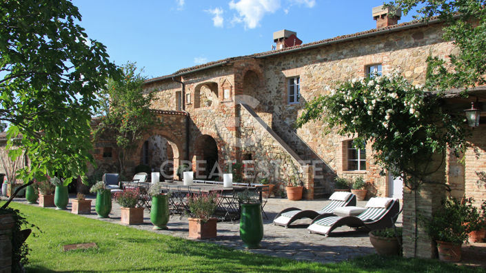 Image No.4-Maison de campagne de 8 chambres à vendre à Sarteano