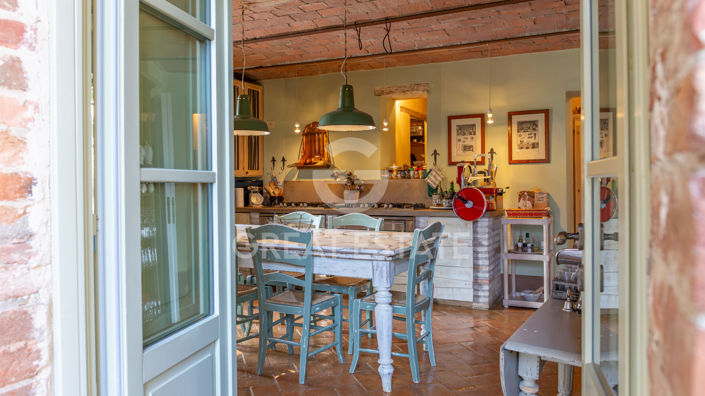 Image No.51-8 Bed Country House for sale
