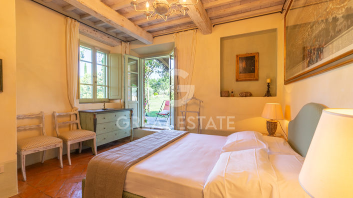 Image No.60-8 Bed Country House for sale