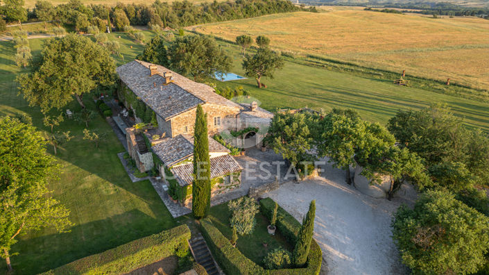 Image No.7-8 Bed Country House for sale