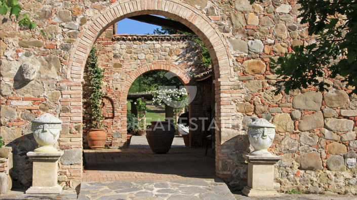 Image No.9-Maison de campagne de 8 chambres à vendre à Sarteano