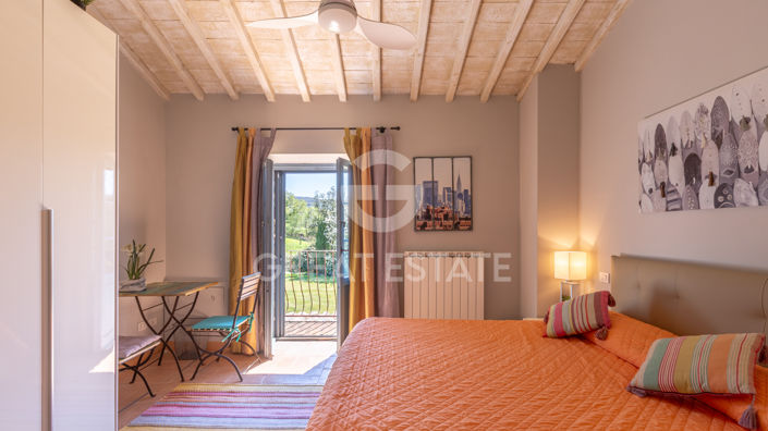 Image No.18-3 Bed Country House for sale