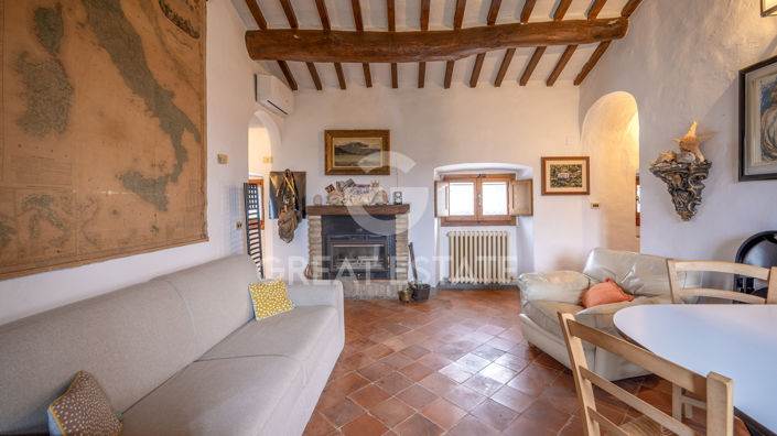 Image No.19-3 Bed Country House for sale