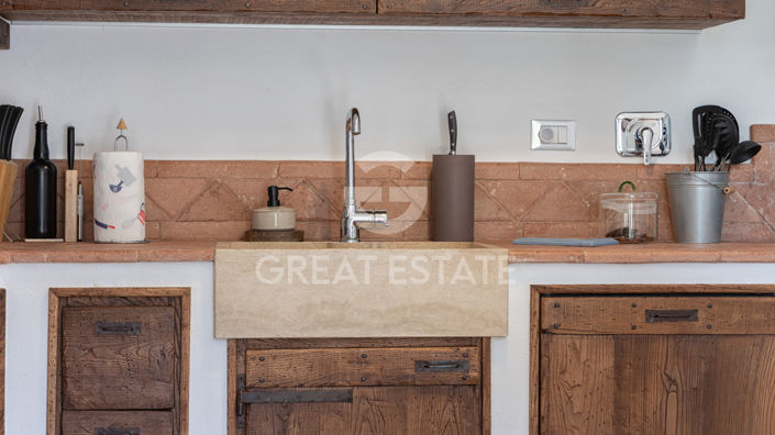 Image No.18-3 Bed Country House for sale