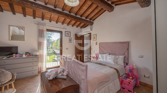 Image No.23-3 Bed Country House for sale