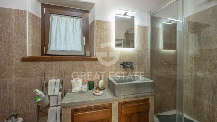 Image No.24-3 Bed Country House for sale