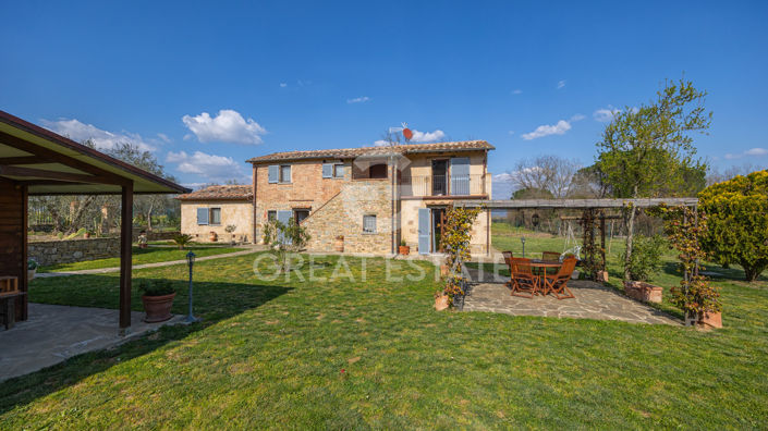 Image No.7-3 Bed Country House for sale