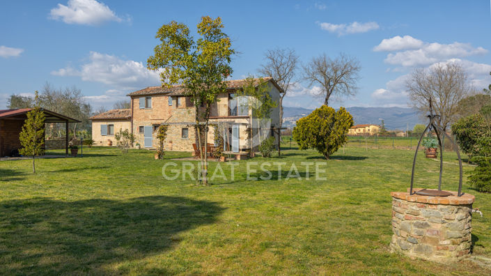 Image No.8-3 Bed Country House for sale