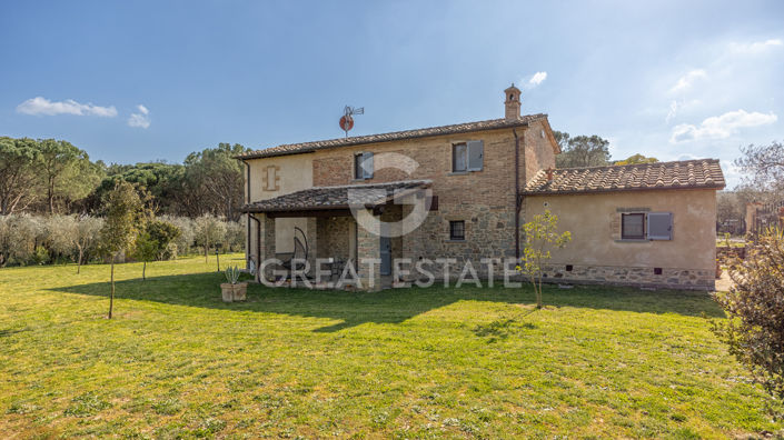 Image No.9-3 Bed Country House for sale