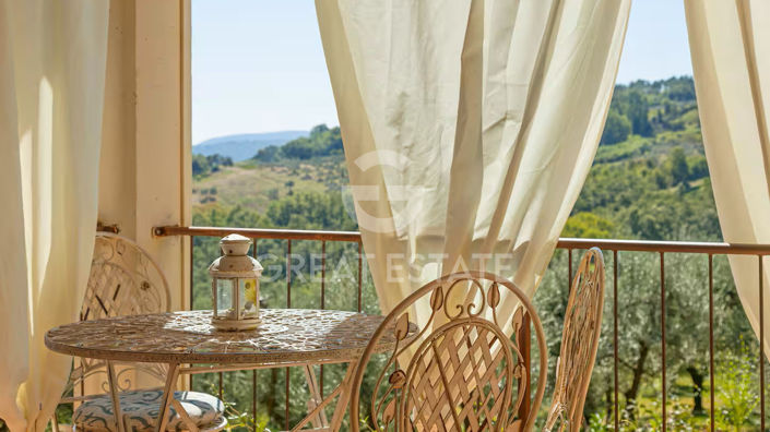 Image No.11-4 Bed Country House for sale