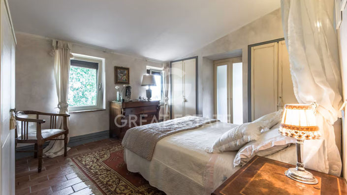 Image No.17-4 Bed Country House for sale