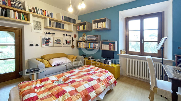 Image No.27-4 Bed Country House for sale