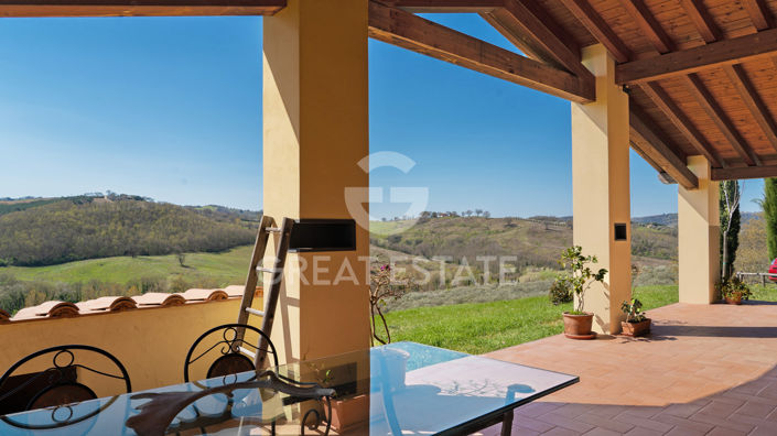 Image No.13-4 Bed Vineyard for sale