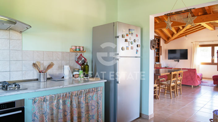 Image No.21-4 Bed Vineyard for sale