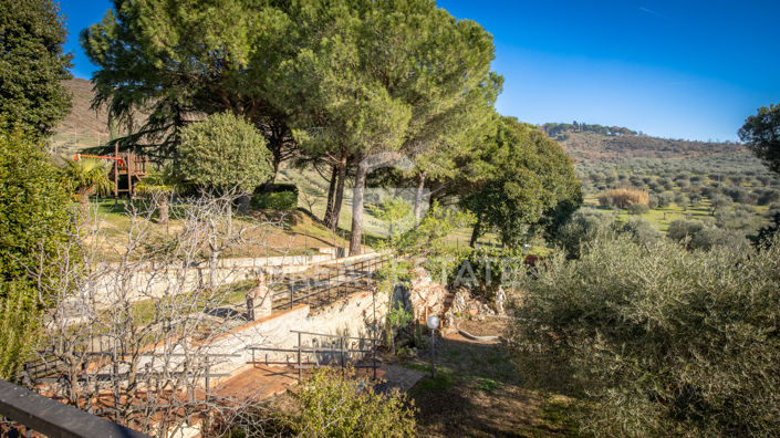 Image No.14-5 Bed Villa for sale