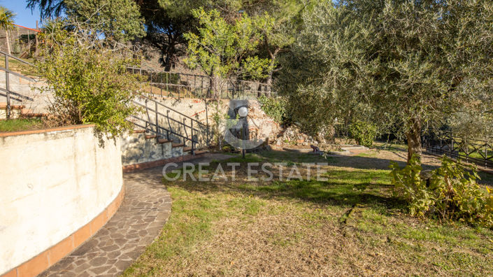 Image No.18-5 Bed Villa for sale