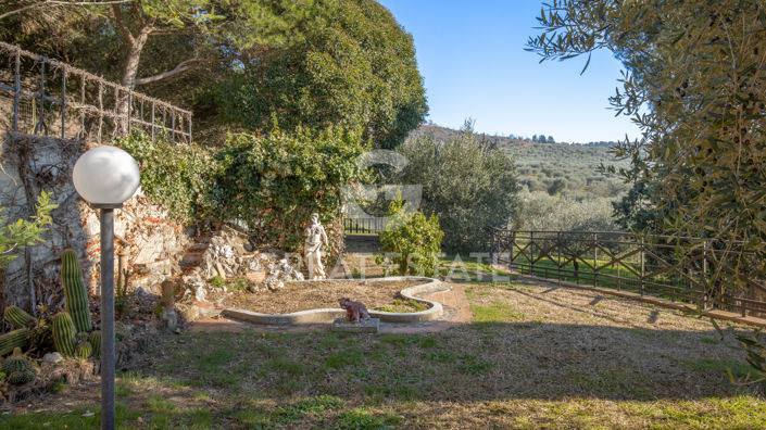 Image No.19-5 Bed Villa for sale