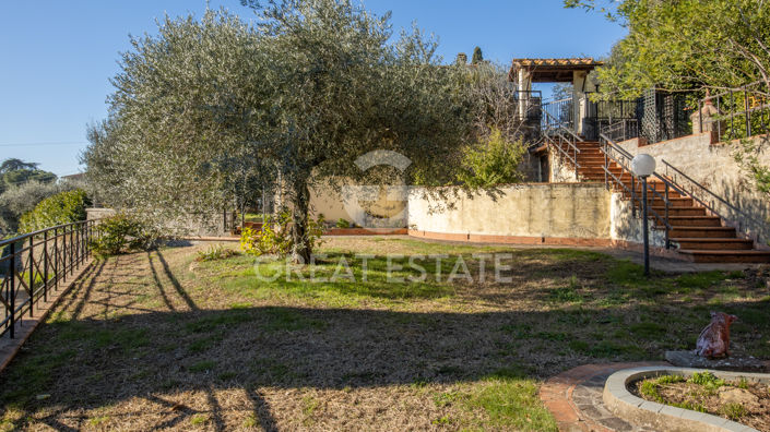 Image No.20-5 Bed Villa for sale