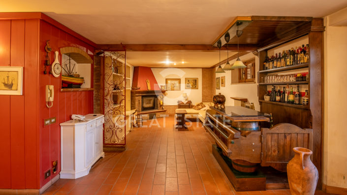 Image No.27-5 Bed Villa for sale