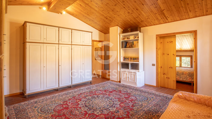 Image No.6-5 Bed Villa for sale