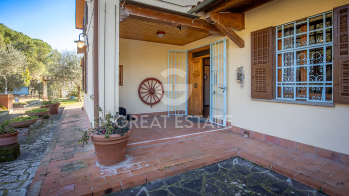 Image No.8-5 Bed Villa for sale