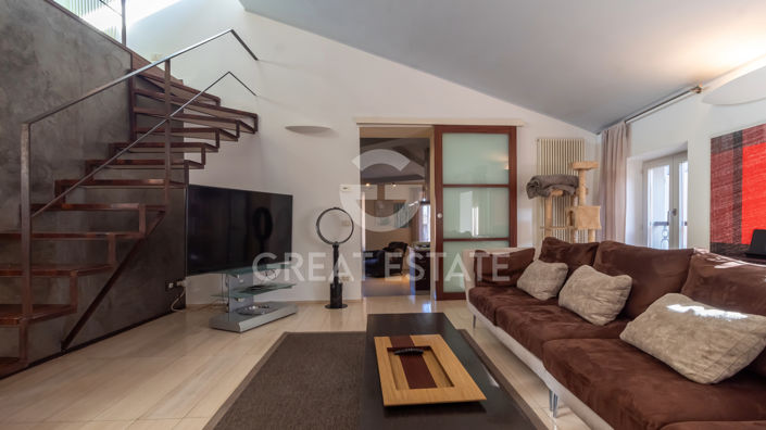 Image No.11-4 Bed Property for sale