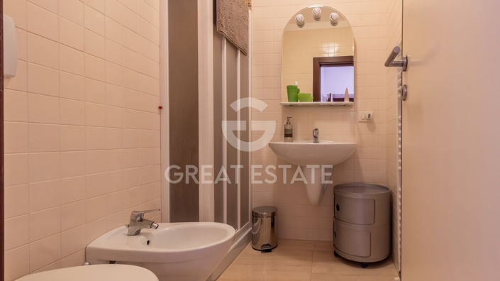 Image No.23-4 Bed Property for sale