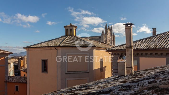 Image No.33-4 Bed Property for sale