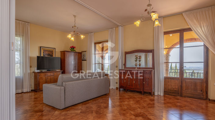 Image No.2-3 Bed Country House for sale