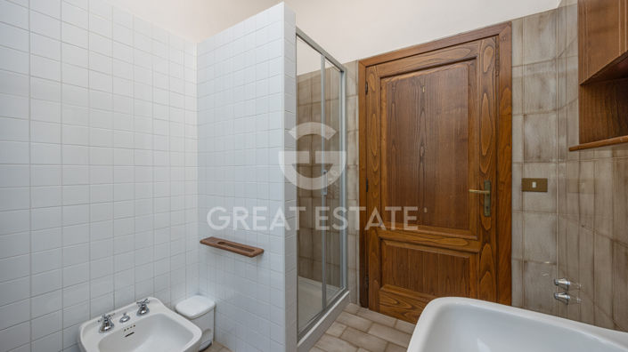 Image No.24-3 Bed Country House for sale