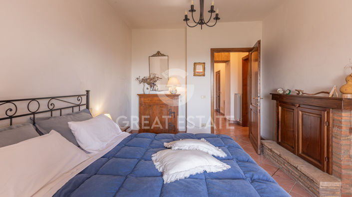 Image No.25-2 Bed Apartment for sale