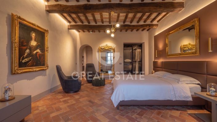 Image No.29-11 Bed Country House for sale