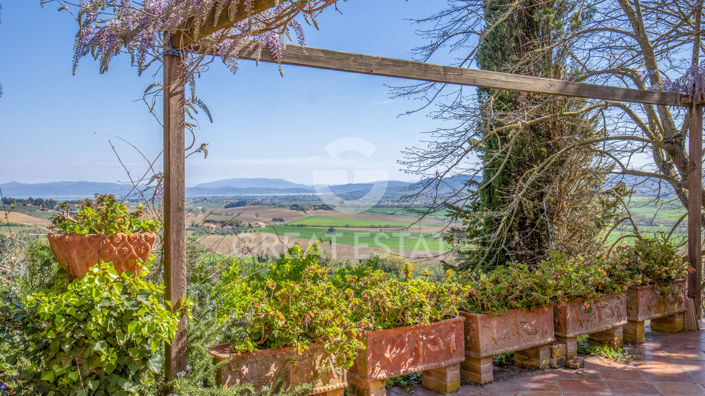 Image No.11-12 Bed Country House for sale