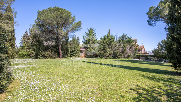 Image No.19-12 Bed Country House for sale