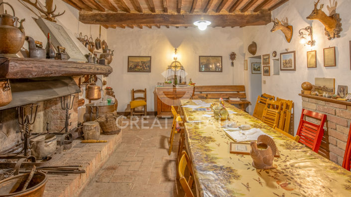 Image No.22-12 Bed Country House for sale