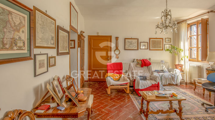 Image No.23-12 Bed Country House for sale