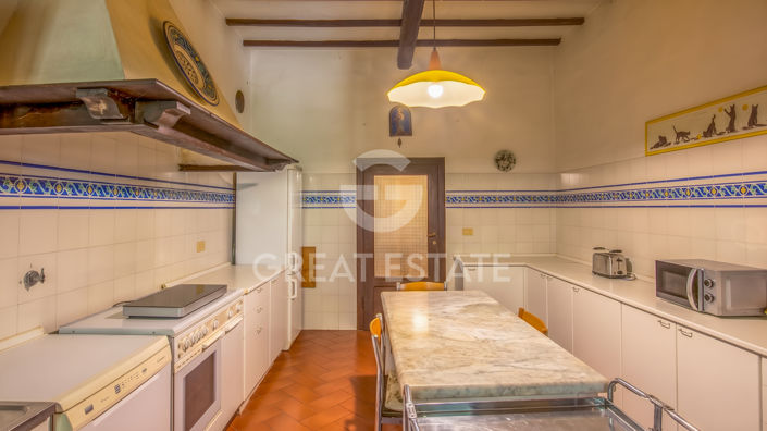 Image No.27-12 Bed Country House for sale