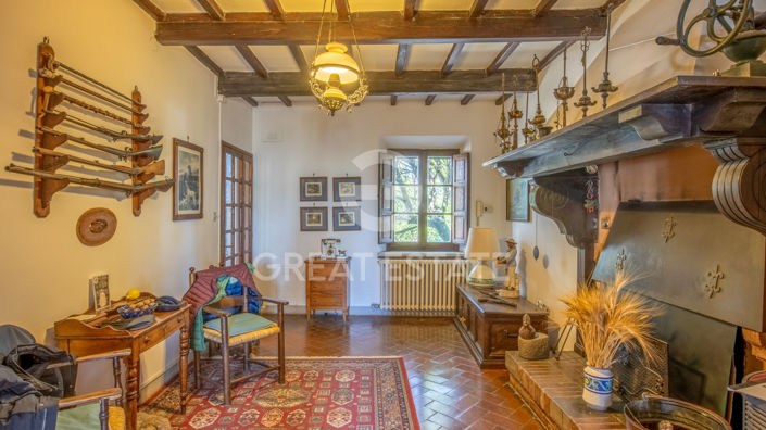 Image No.6-12 Bed Country House for sale