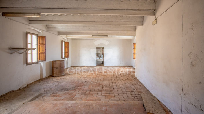 Image No.5-Country House for sale